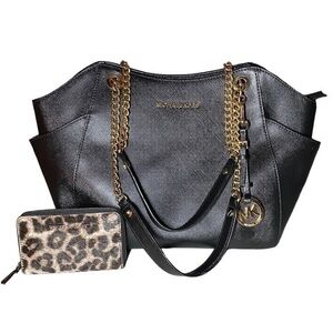 Michael Kors Shoulder Bag in Black Saffiano Leather with Small Leopard Wallet